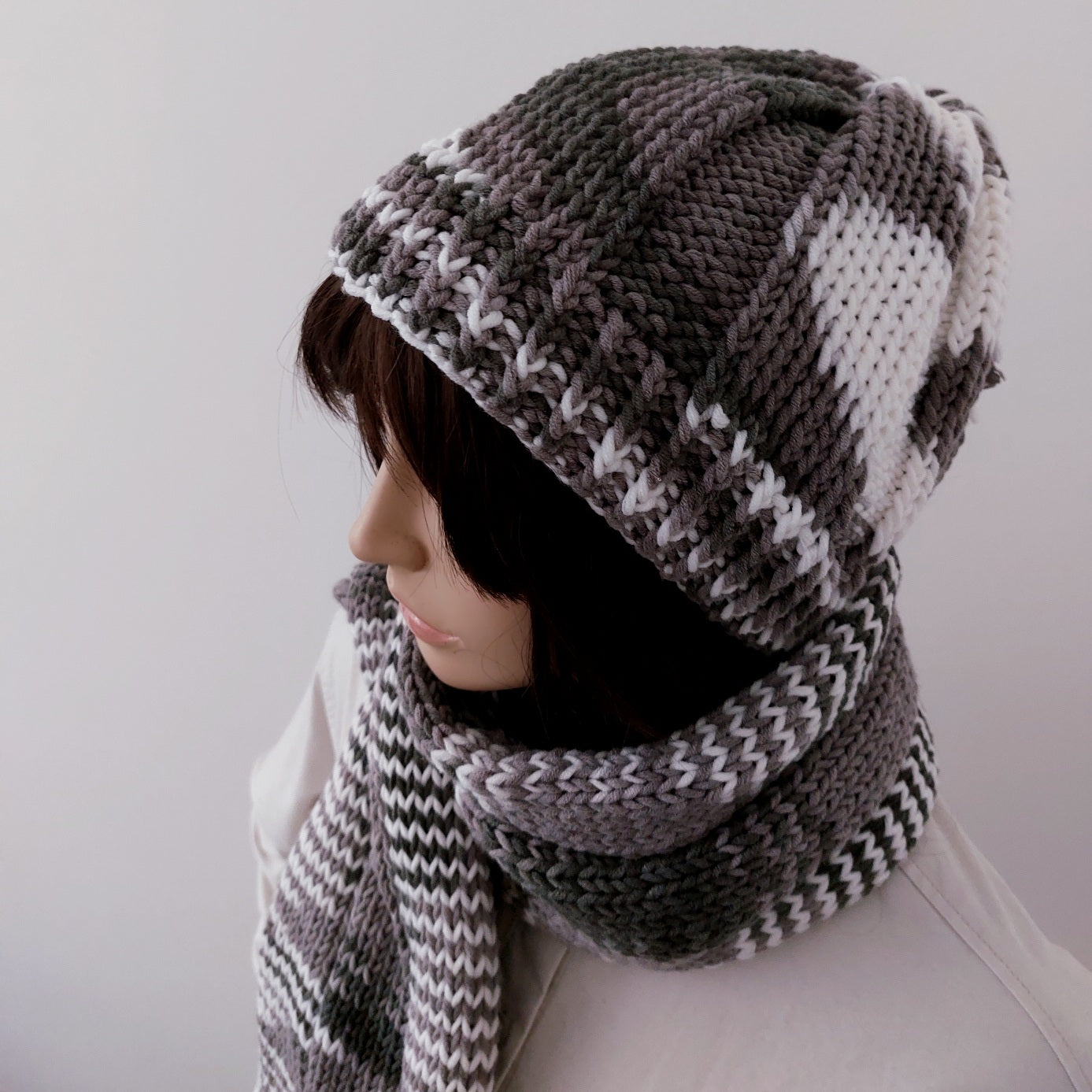 Winter set - hat + scarf – Hand Made luxus - Monika Kněžková